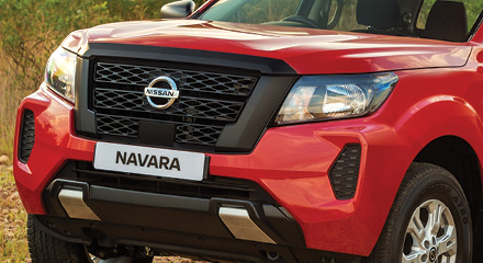 Nissan-Navara se grill