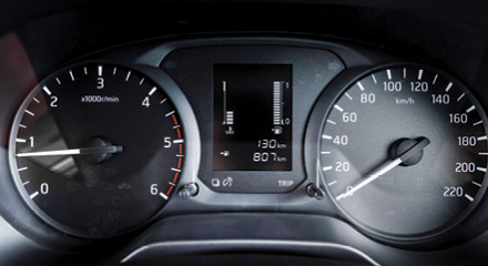 Nissan Navara xe Speedometer